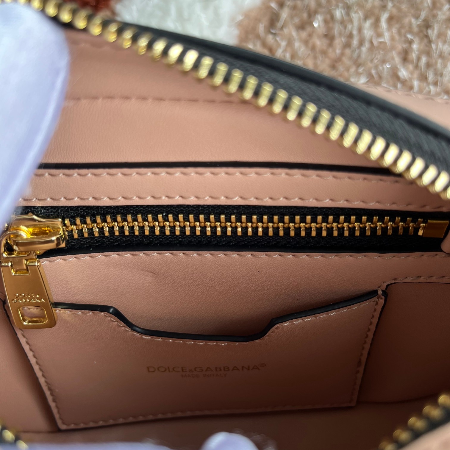 D&G   0609