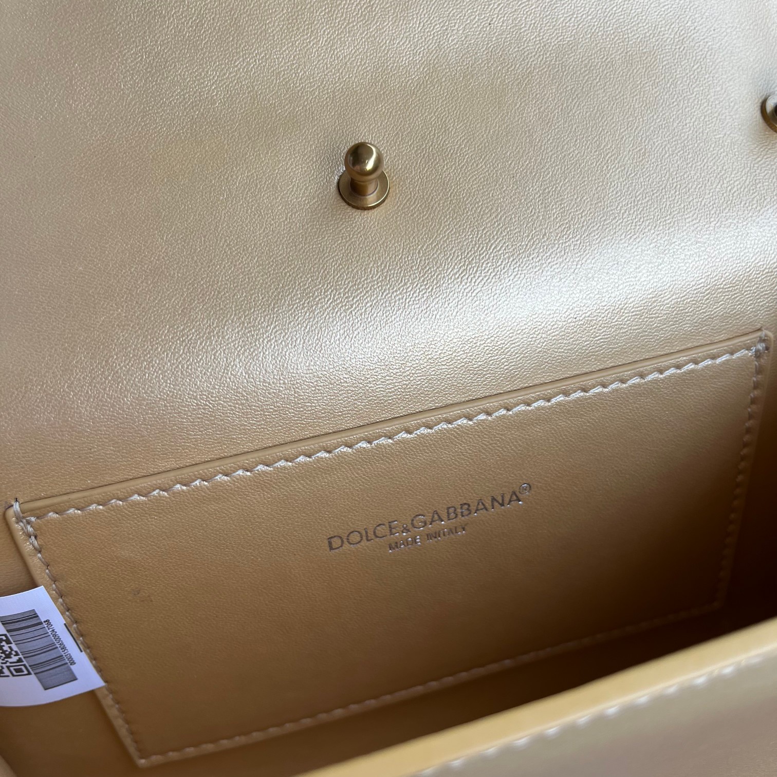 D&G   0669