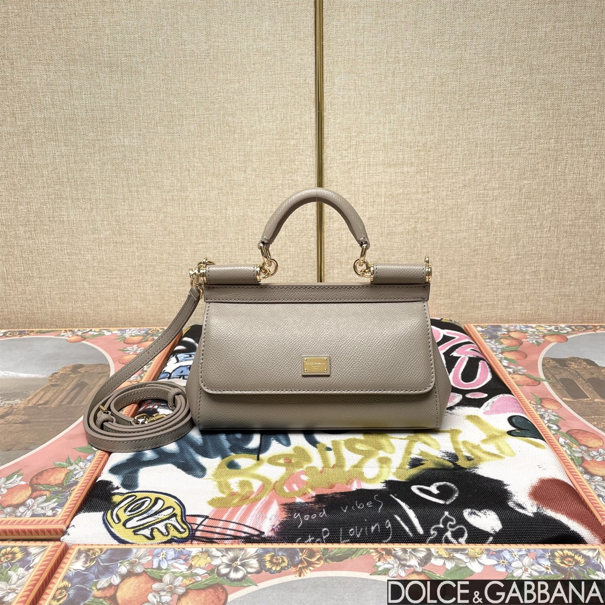 Dolce & Gabbana BORSA A MANO in Grey for Women | Dolce&Gabbana
