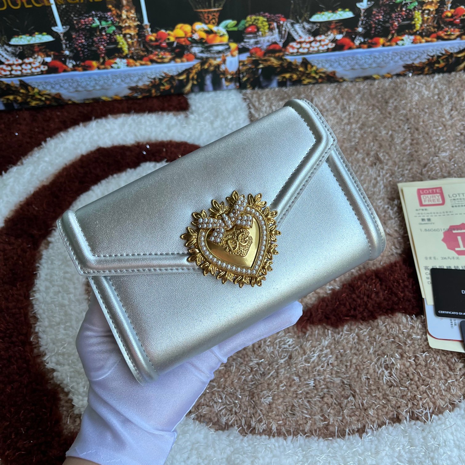 D&G   0689