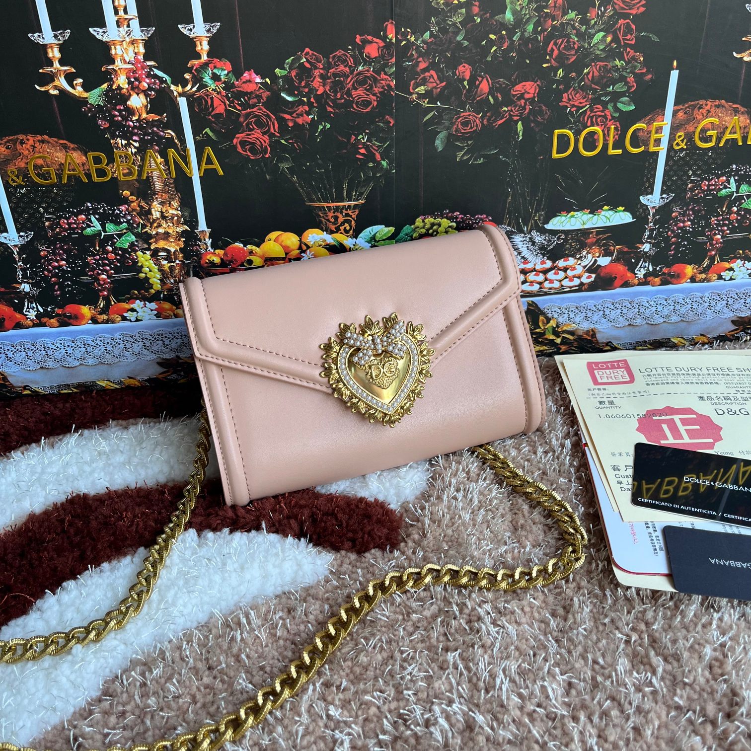 Dolce & Gabbana Devotion Belt Bag | Pink |