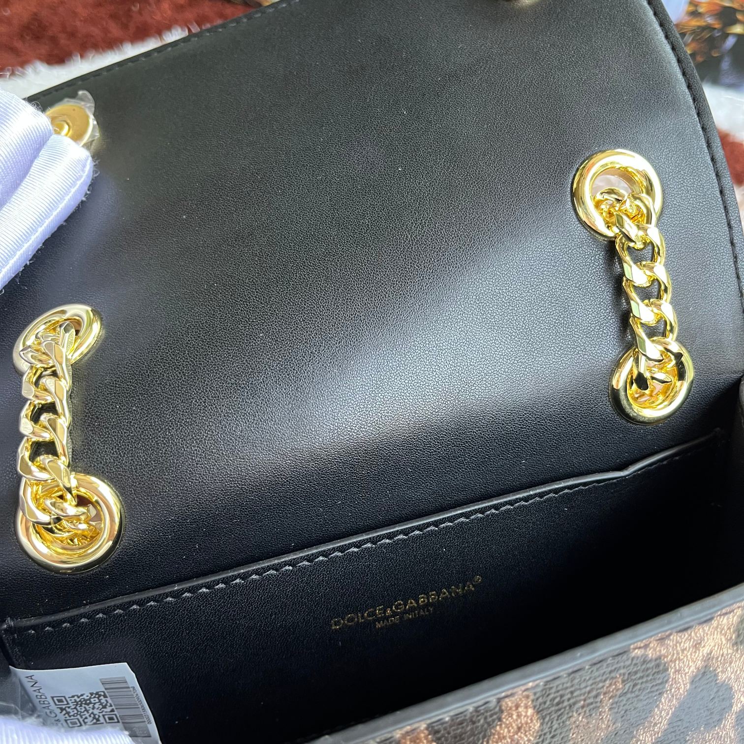 D&G   0829