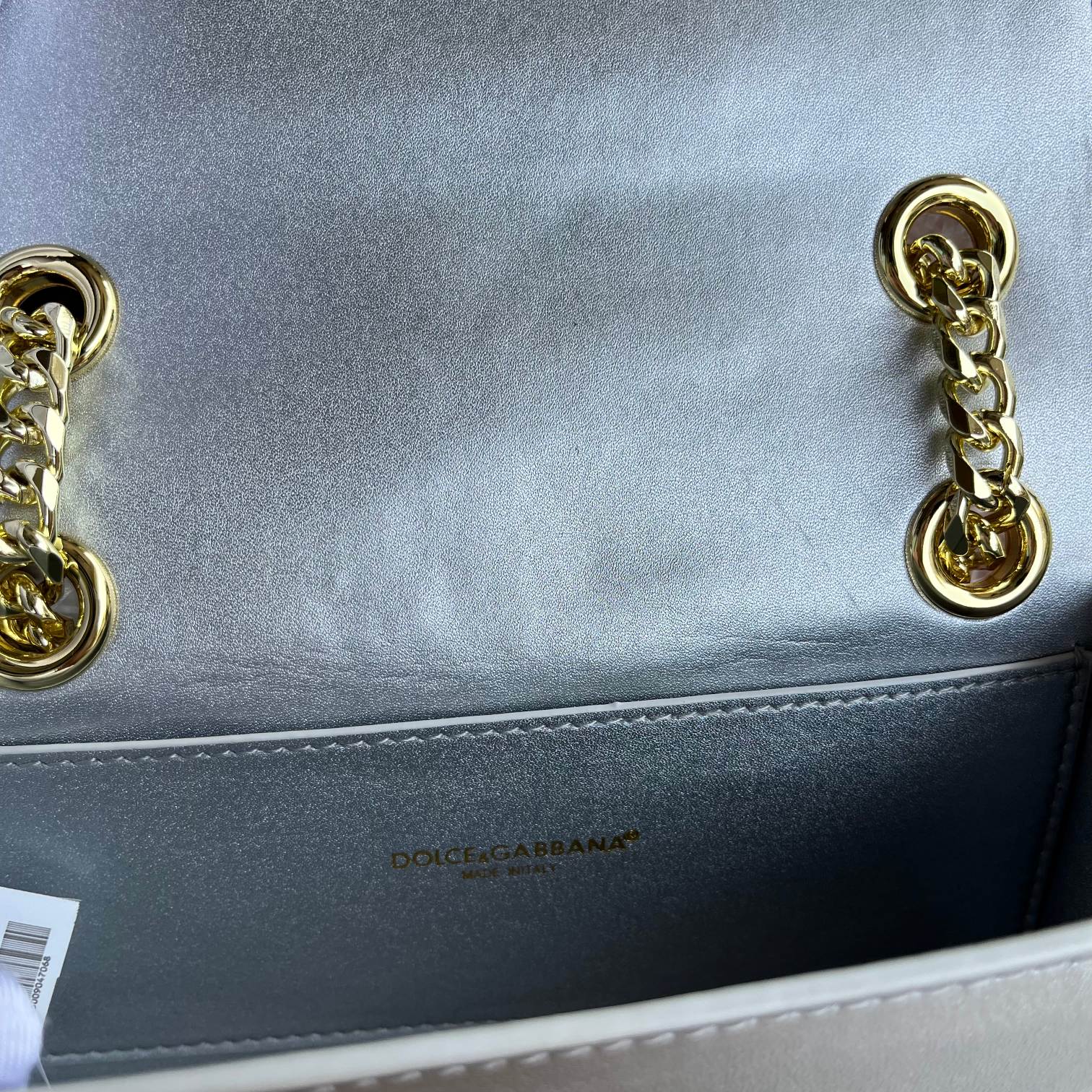 D&G   0849