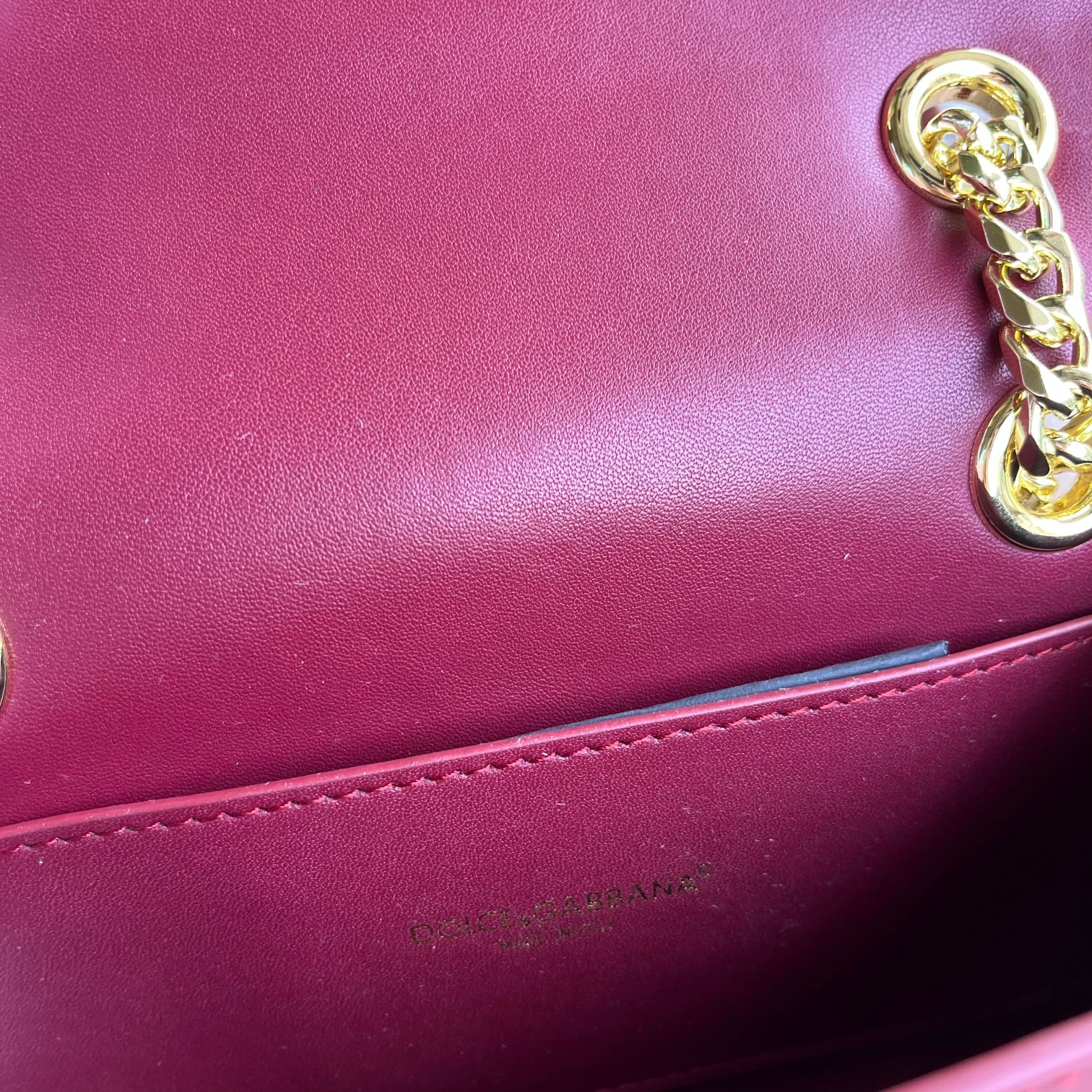 D&G   0859