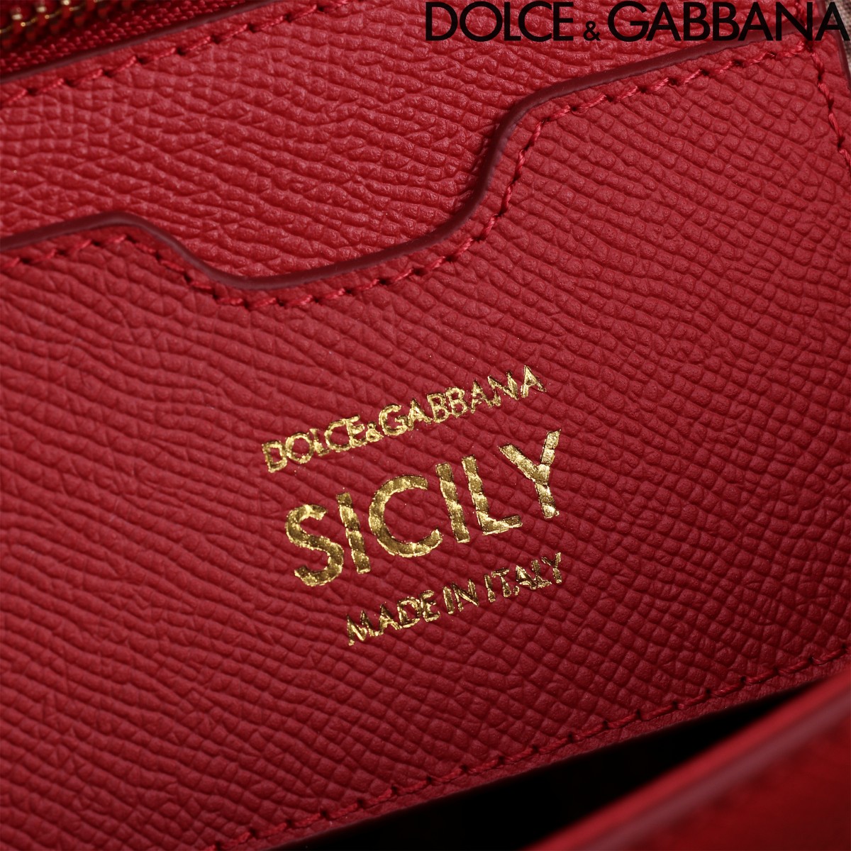 D&G  0989