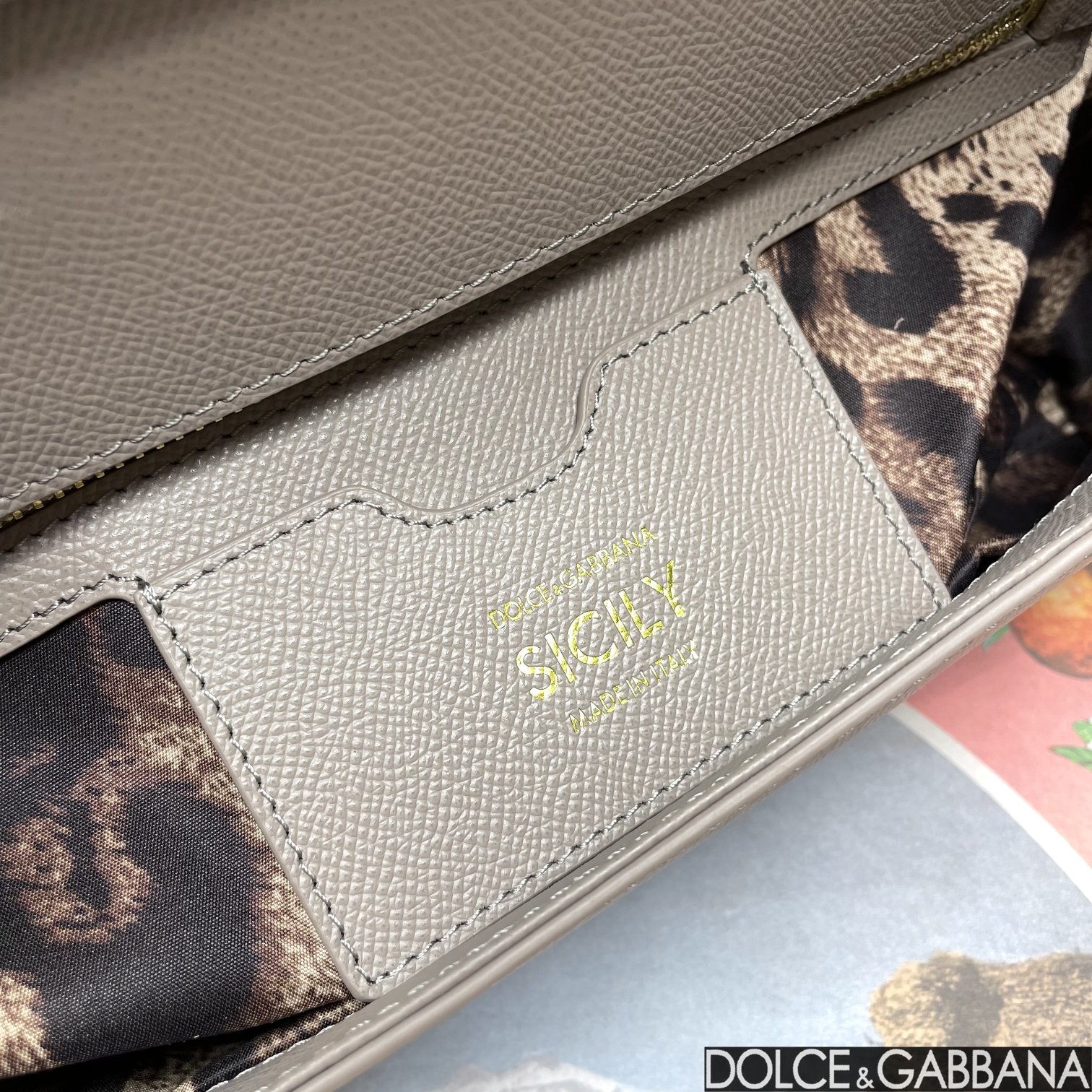 D&G  1129