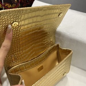 D&G  1239