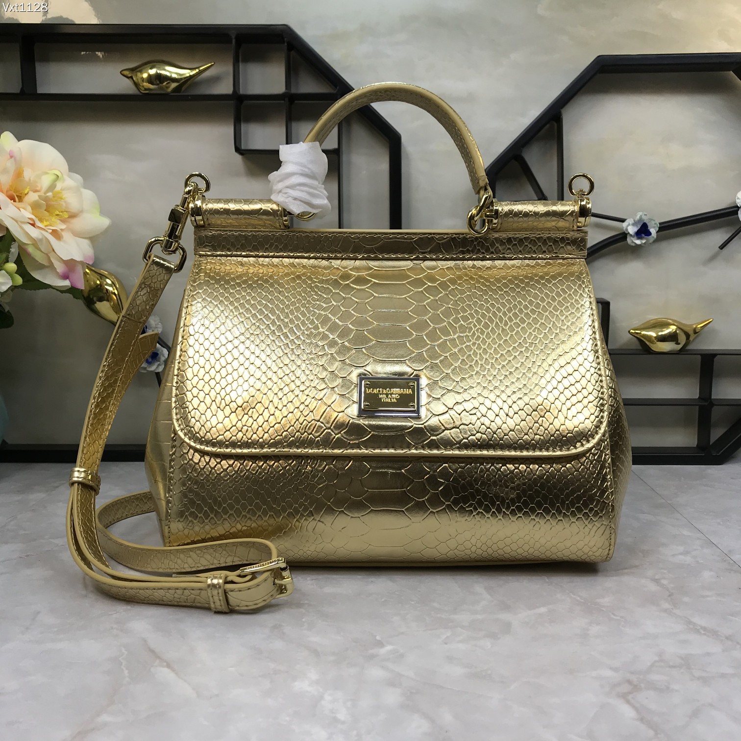 Dolce&Gabbana Medium Sicily handbag for Women – Gold in