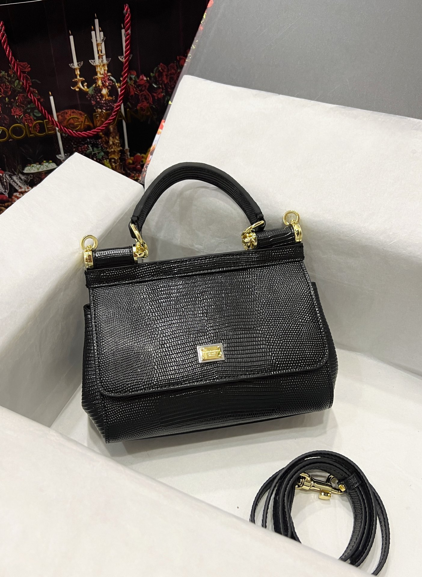 Dolce & Gabbana Medium Sicily Tote Bag | Black