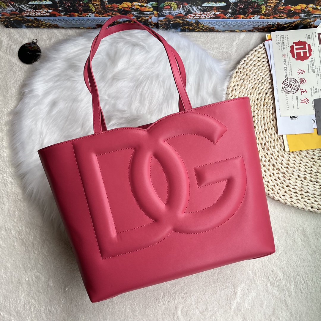 Dolce & Gabbana Medium calfskin DG Logo Bag shopper in Lilac for Women