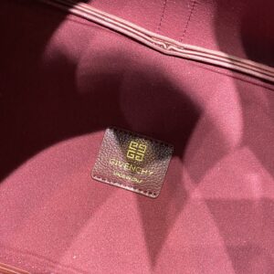GIVENCHY 00029