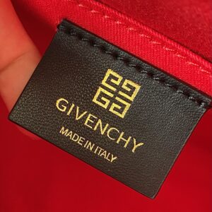 GIVENCHY 00079