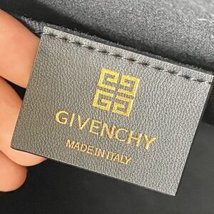 GIVENCHY 00099