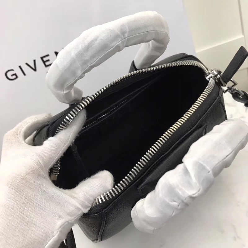 GIVENCHY 00188