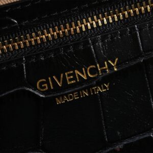 GIVENCHY 00359