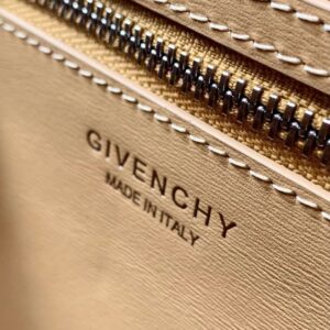 GIVENCHY 00459