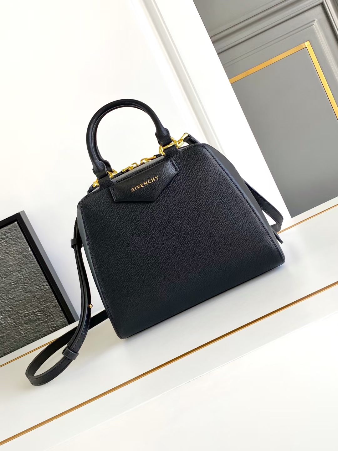 Givenchy Mini Antigona Cube bag in leather in – black | Givenchy US