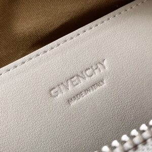 GIVENCHY 00719