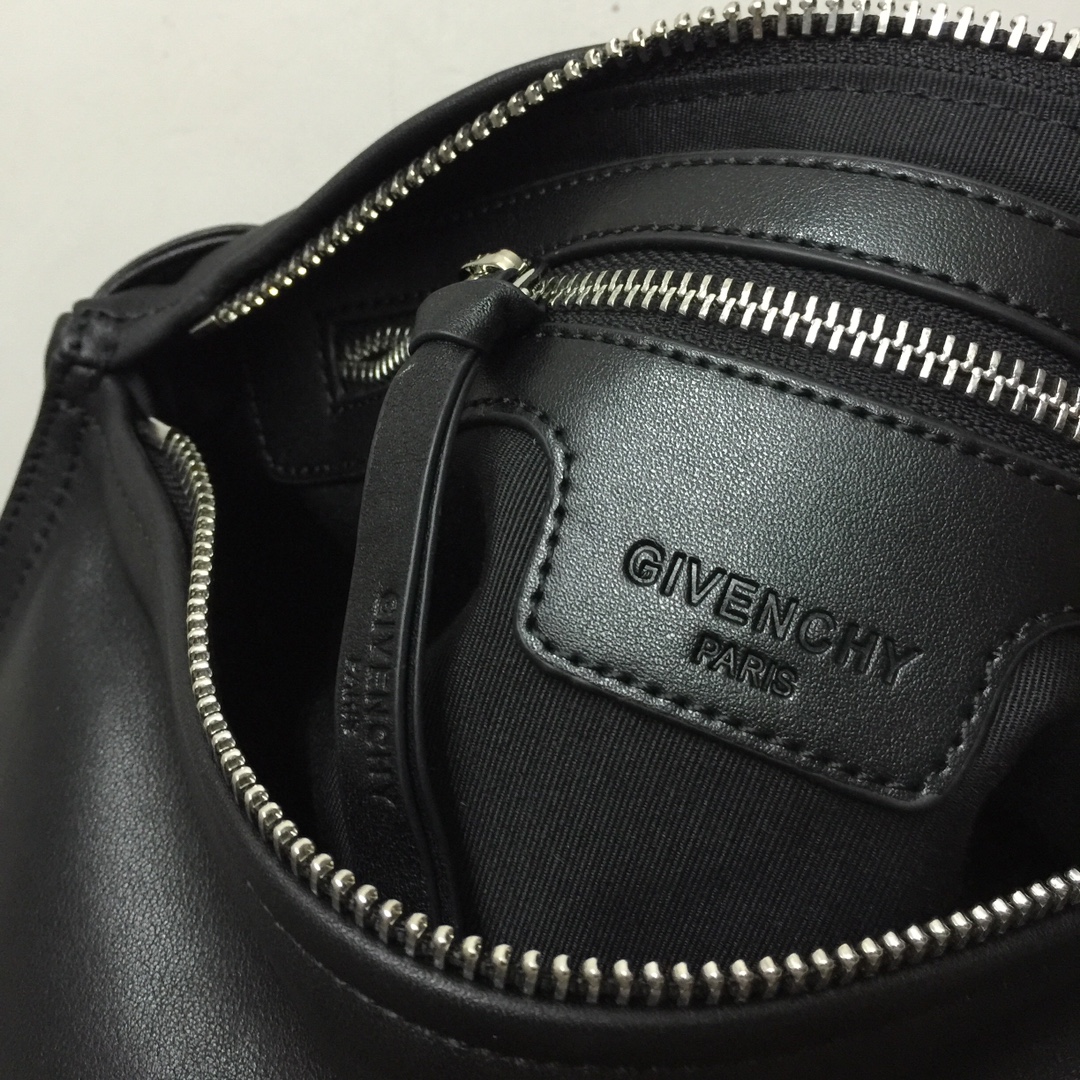 GIVENCHY 01259