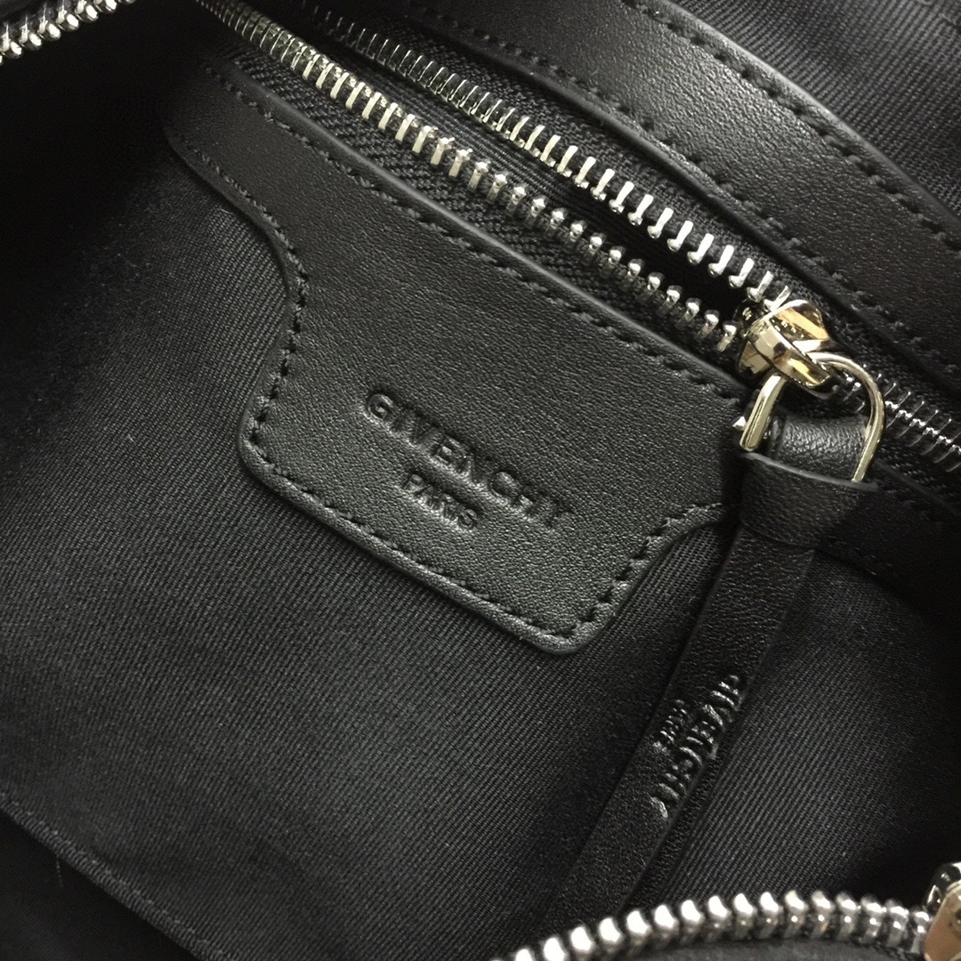 GIVENCHY 01299