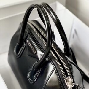 GIVENCHY 01389