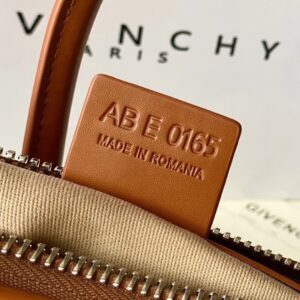 GIVENCHY 01409