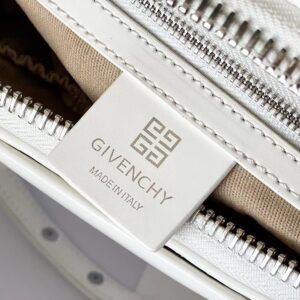 GIVENCHY 01439