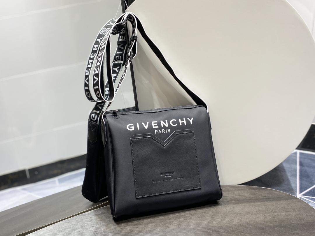 GIVENCHY Canvas Crossbody Black 1646162 |