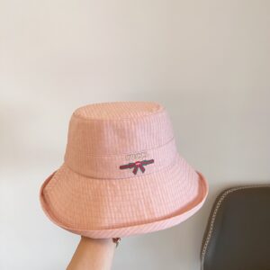 hat 00029