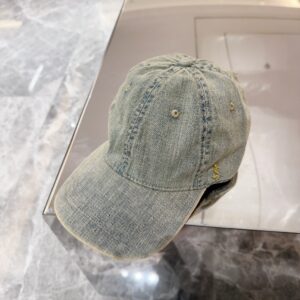 hat 00029