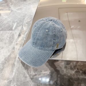 hat 00049
