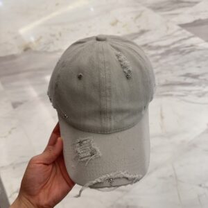 hat 00089