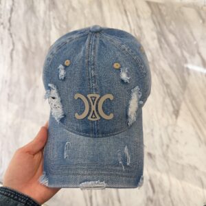 hat 00199