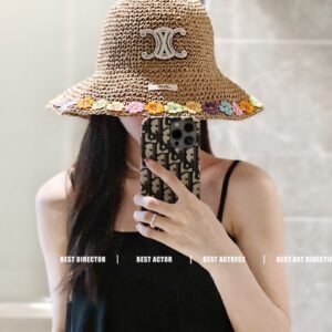 hat 00219