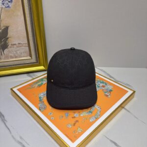 hat  00229