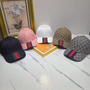hat  00309