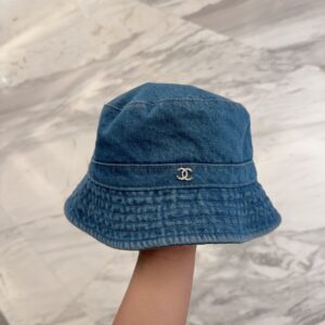 hat 00379