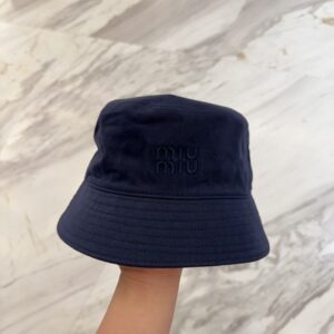 hat 00449