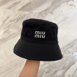 hat 00459
