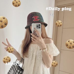 hat 00479