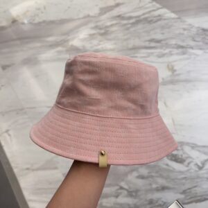 hat 00559
