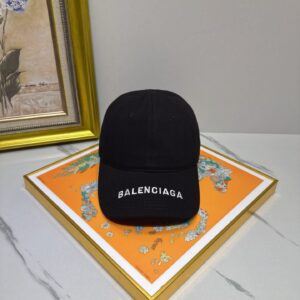 hat  00579