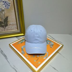 hat  00609