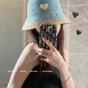 hat 00649