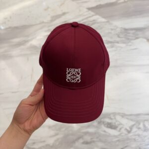 hat 00689