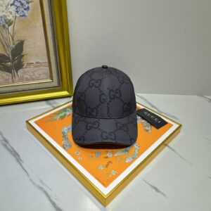 hat  00699