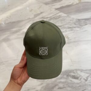 hat 00719