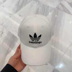 hat 00739