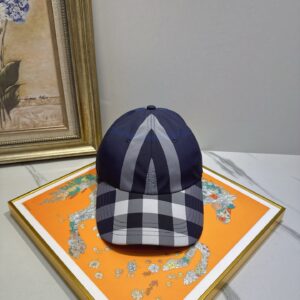 hat  00789