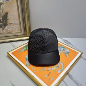hat  00839